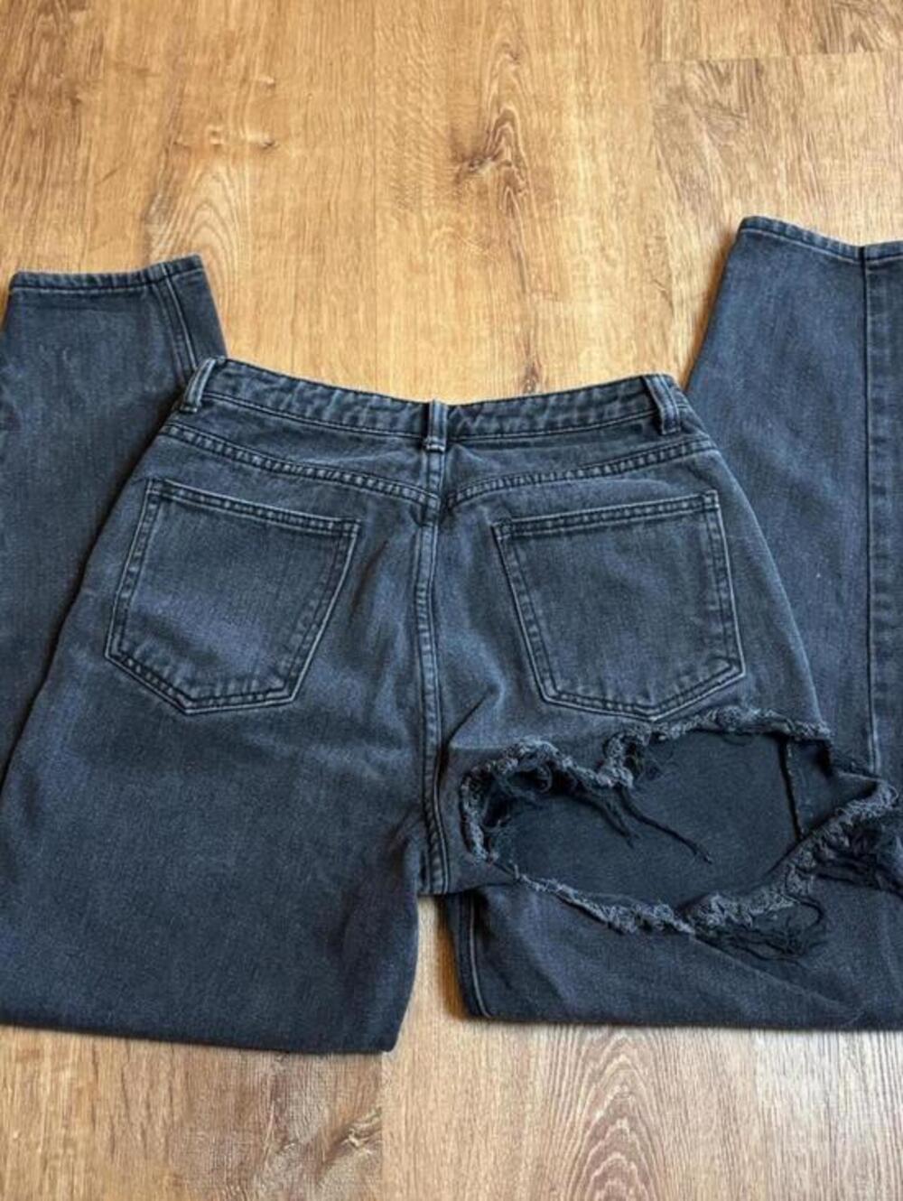 PrettyLittleThing grunge booty cut out black jeans denim sz 6 going out bar club
